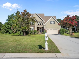 310 Sherwood Ave, Cedar Point, NC 28584