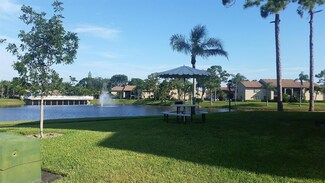 603 Sea Pine Way Unit 23, Greenacres, FL 33415