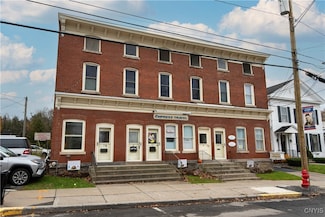 25 College St, Clinton, NY 13323