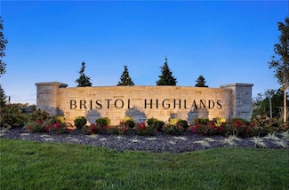 7910 Round Prairie St, Shawnee, KS 66220