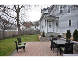 11 Euclid Ave, Maynard, MA 01754
