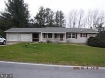 1865 Hilltown Rd, Biglerville, PA 17307