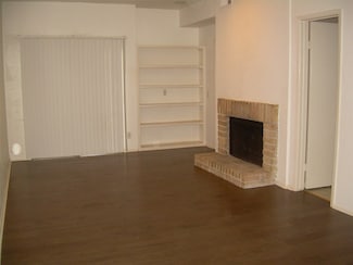 9809 Richmond Ave Unit 10, Houston, TX 77042