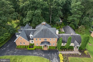 450 Berrys Ferry Rd, White Post, VA 22663