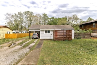 1410 N Oakland Ave, Fayetteville, AR 72703