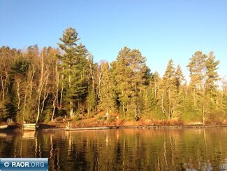542 E Bay S, Crane Lake, MN 55725