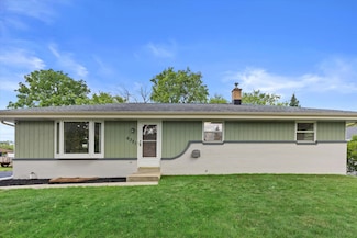 6321 N 121st St, Milwaukee, WI 53225