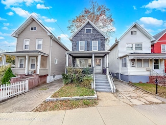 38 Laforge Ave, Staten Island, NY 10302