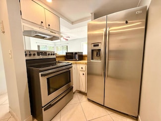 1821 Fairview Villas Dr Unit 2, West Palm Beach, FL 33406
