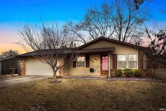 5710 Mirando Dr, Fort Wayne, IN 46835