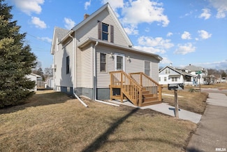 2806 Jackson Ave, Davenport, IA 52802
