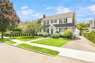 91 Millard Ave, Bronxville, NY 10708