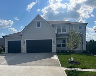 820 SE Partridge Ln, Blue Springs, MO 64014