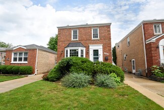 9026 W Forestview Ave, Riverside, IL 60546