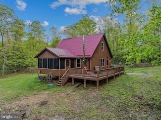 82 Vista River Ln, Paw Paw, WV 25434