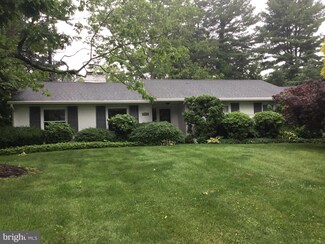 13312 Hickory Hill Rd, Hagerstown, MD 21742