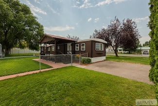 275 W Oak St Unit 1, Shelley, ID 83274