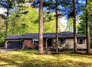 29 Gilbert Rd, Southampton, MA 01073
