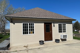 407 Bentley Ave, Bradley, SD 57217
