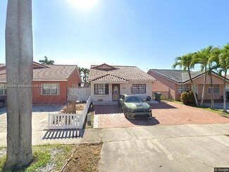 9058 NW 115th St, Hialeah, FL 33018