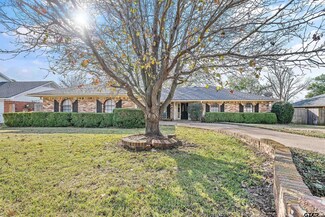 702 W Rieck Rd, Tyler, TX 75703