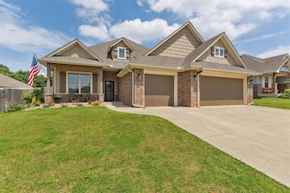 4932 Mahogany Dr, Edmond, OK 73025