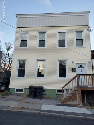 93 3rd Ave, Albany, NY 12202