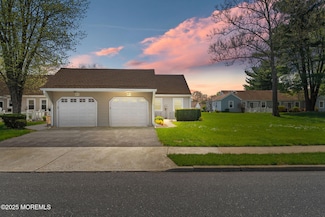 165 Cours de Clemenceau, Freehold, NJ 07728