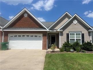 111 Braewyck Ln, King, NC 27021