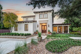 200 Mulberry Ln, Bellaire, TX 77401