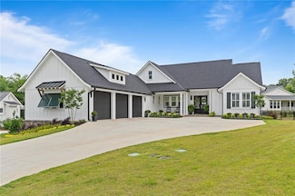 892 Geranium Dr, Fairhope, AL 36532