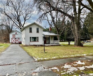 189 Ontario St, Honeoye Falls, NY 14472