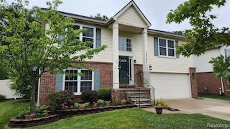 29390 Juniper St Unit 150, Trenton, MI 48183