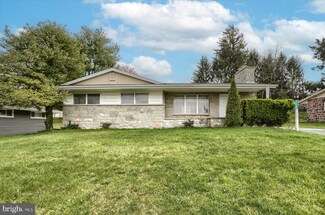 114 Sunset Dr, New Cumberland, PA 17070