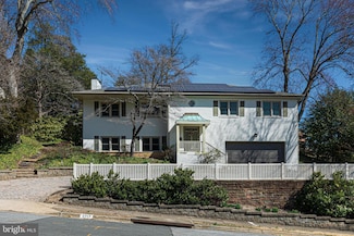 3717 N Nelson St, Arlington, VA 22207