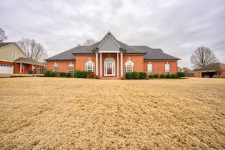 6384 Acree Woods Dr, Olive Branch, MS 38654