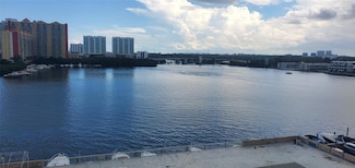 250 174th St Unit 819, Sunny Isles Beach, FL 33160