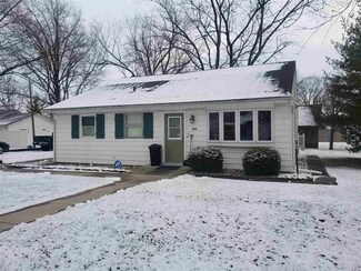 256 W Buckeye St, Berne, IN 46711