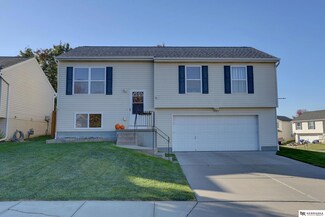 15429 Willit St, Bennington, NE 68007