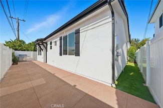 317 Rochester St Unit B, Costa Mesa, CA 92627