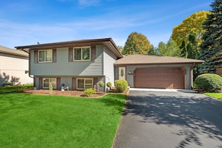 7940 Perry Ave N, Brooklyn Park, MN 55443