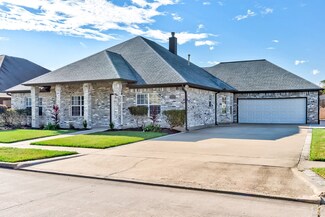 4416 Rolling Rock Dr, Port Arthur, TX 77642