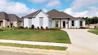 321 Bristlecone Ct, Flowood, MS 39232