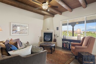 38 Via Summa, Santa Fe, NM 87507