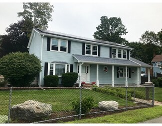 378 Salem St, Woburn, MA 01801