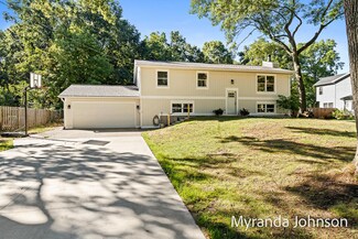 15844 Obrien Ct, Grand Haven, MI 49417