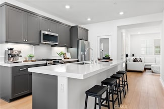 62 Juniper Dr, Ladera Ranch, CA 92694