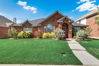 5004 Highlands Dr, McKinney, TX 75070