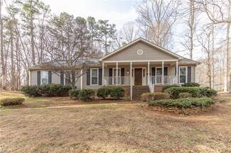 7005 Aplington Rd, Oak Ridge, NC 27310