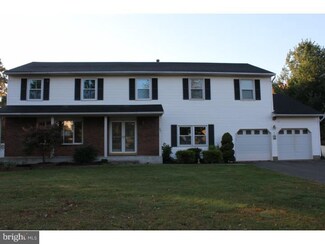 27 Harkins Rd, Milltown, NJ 08850